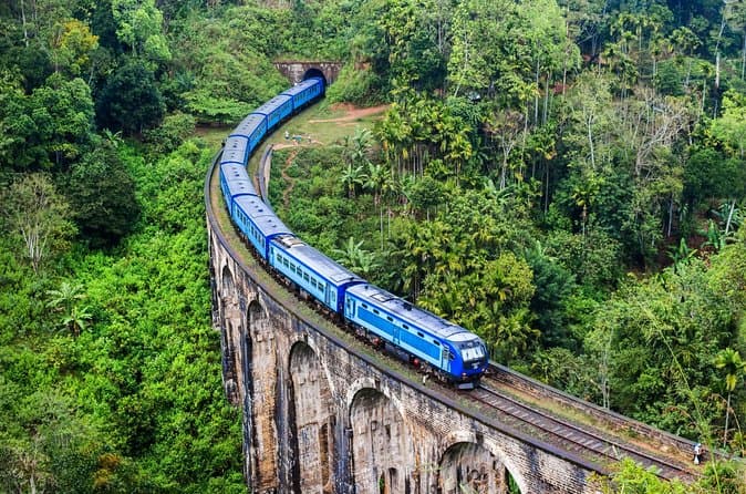 Nanu Oya to Ella Train Ride